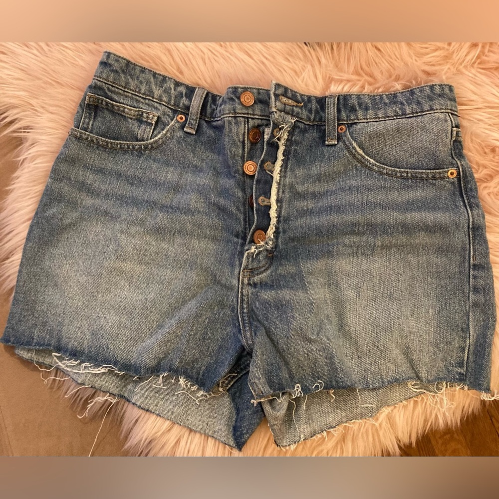 Lucky brand Jean shorts, never worn.